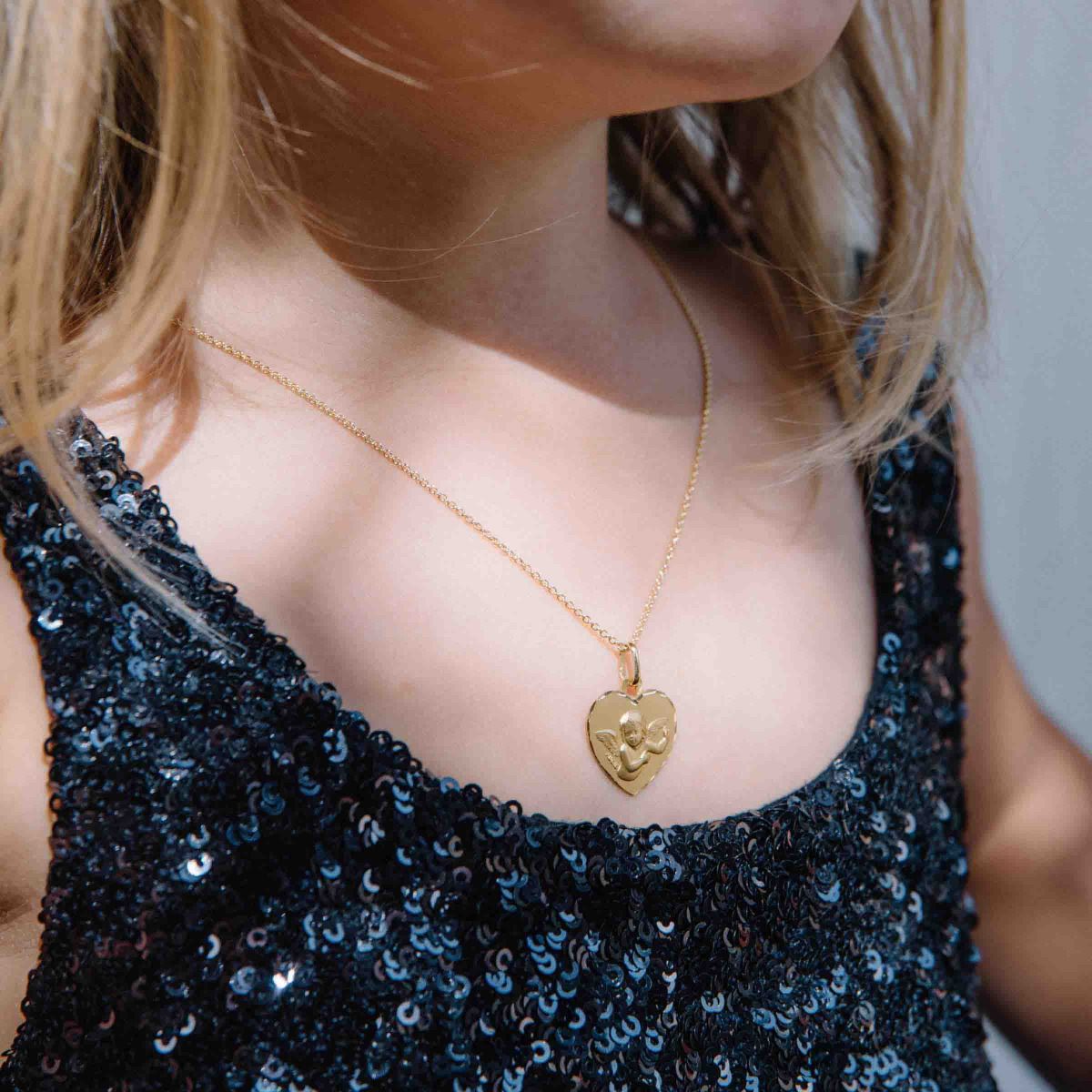 Médaille Ange tendresse or jaune
