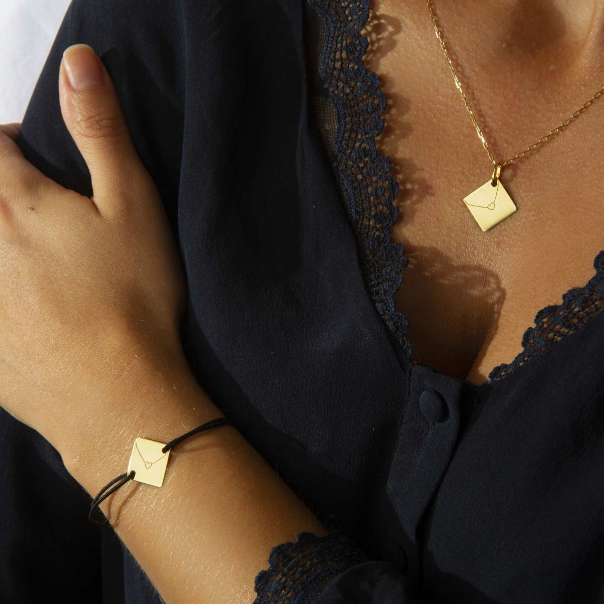 Pendentif Enveloppe et bracelet cordon Enveloppe